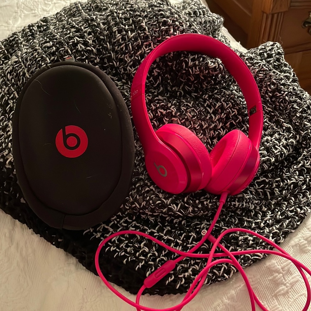 Beats by Dre Solo Over-the-ear Headphones